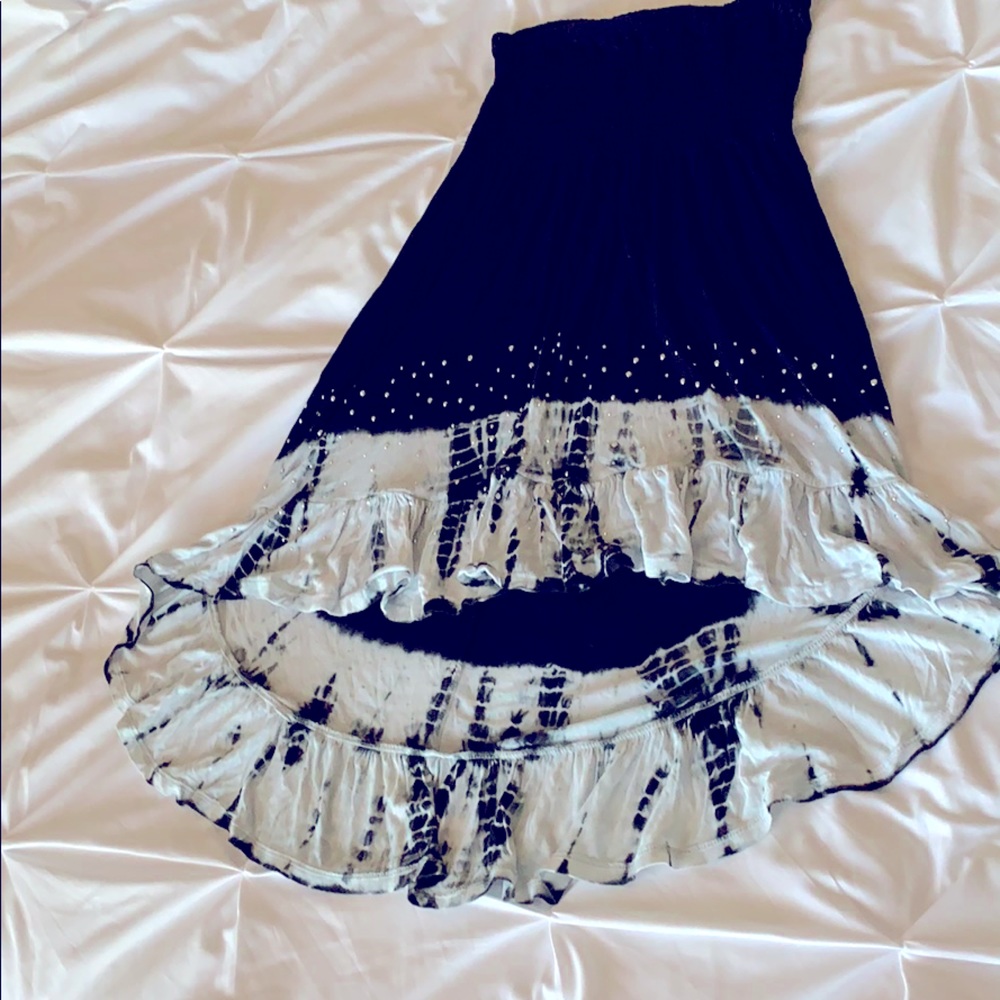 Strapless dress or shirt